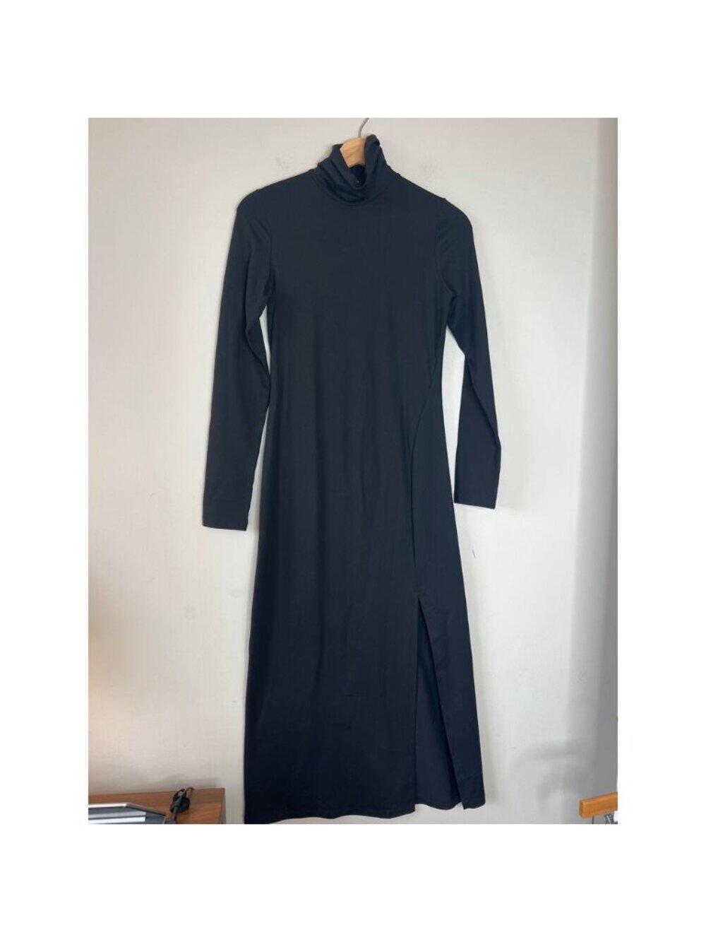 NEW Susana Monaco High Neckline Side Slit Long Sleeve Midi Dress Size: Small - Picture 2 of 7